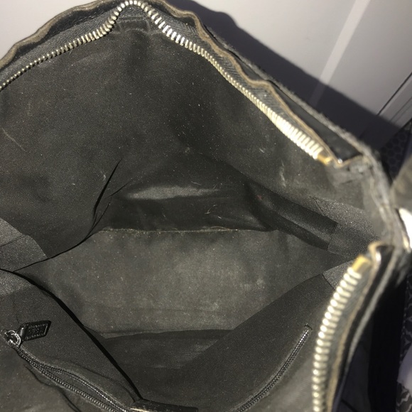 Gucci Handbag - Picture 3 of 7